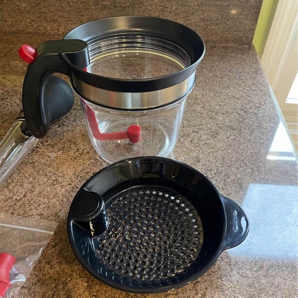 Cuisipro 4 cup Fat Separator and 3-in-1 Baster Holiday Roasting Set Gravy Turkey - Picture 7 of 10